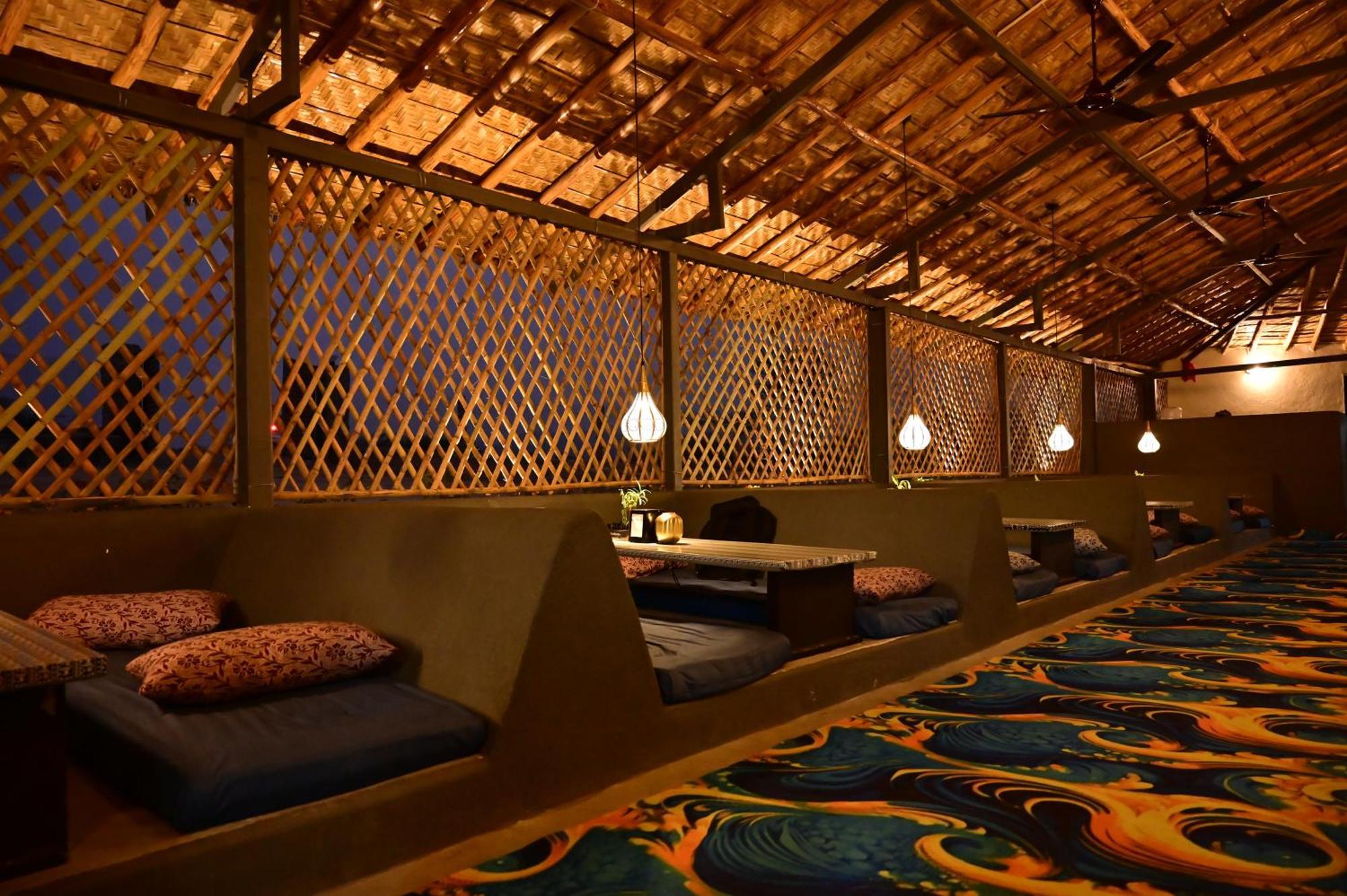 The Hampi Cafe Otel Dış mekan fotoğraf